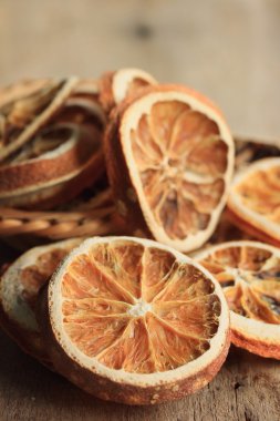 Bir yığın portakal kurutulmuş