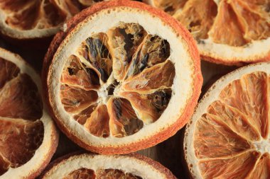 Bir yığın portakal kurutulmuş