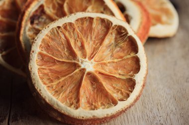 Bir yığın portakal kurutulmuş