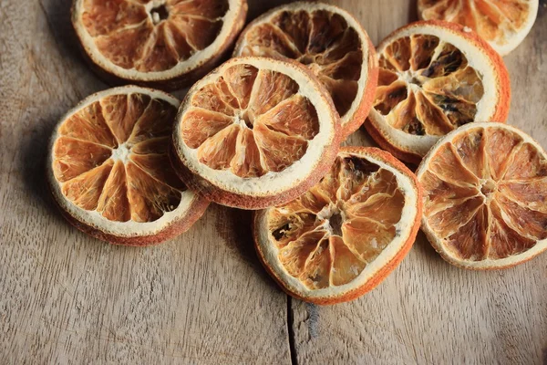 Una pila de naranjas secas — Foto de Stock