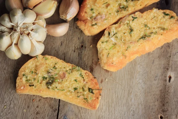 Brot Knoblauch mit Butter — Stockfoto