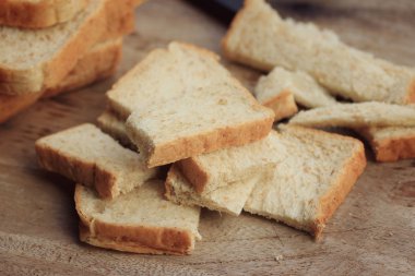 Dilim kepekli ekmek
