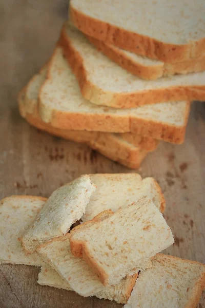 Plátek celozrnného chleba — Stock fotografie