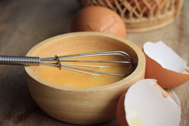 yumurta sarısı ve taze