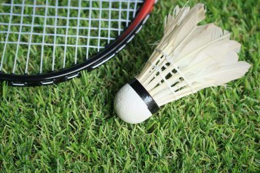 Shuttlecocks badminton raket ile
