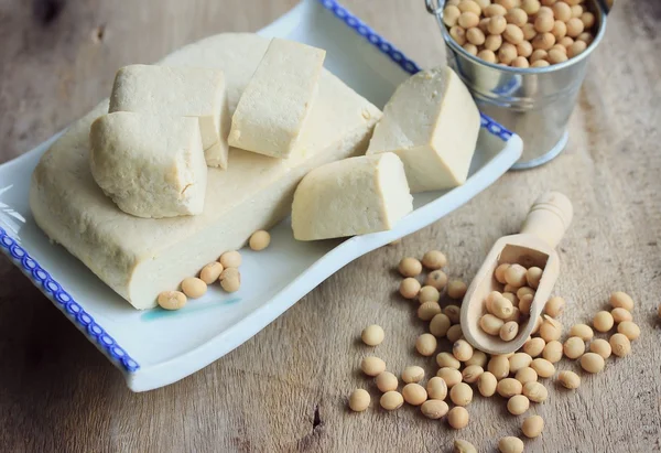 Tofu mit Sojabohnen — Stockfoto