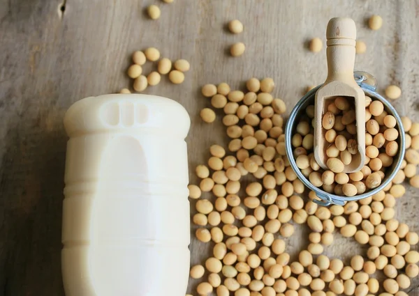 Soya sütü soya ile