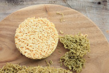 yığın anlık erişte kurutulmuş