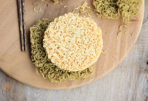 Heap dried instant noodles — Stock Photo, Image