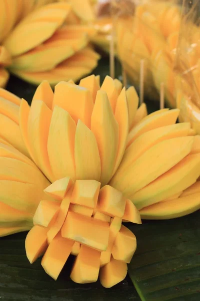 Fruta del mango en el mercado — Foto de Stock