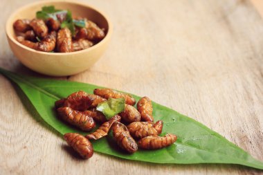 Çok kızarmış böcekler