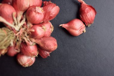 ahşap zemin üzerinde arpacık