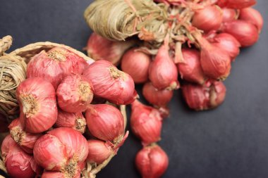 ahşap zemin üzerinde arpacık