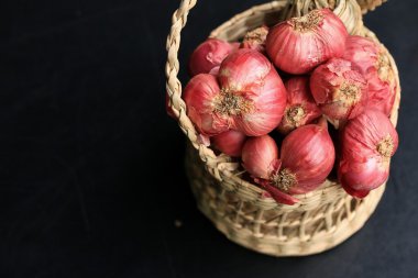 ahşap zemin üzerinde arpacık