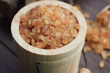 Organik kahverengi şeker kamışı