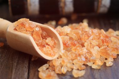 Organik kahverengi şeker kamışı