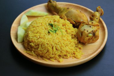 Tavuk biryani pirinç