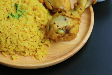 Tavuk biryani pirinç