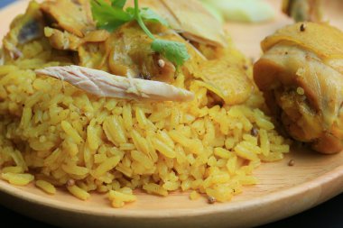 Tavuk biryani pirinç