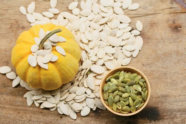 Semillas de calabaza con fantasía —  Fotos de Stock