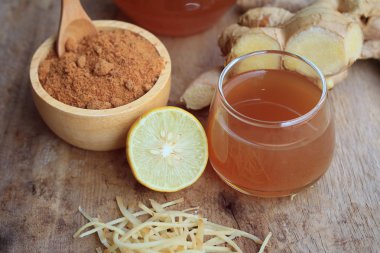 Zencefil suyu şeker