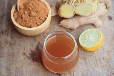 Zencefil suyu şeker