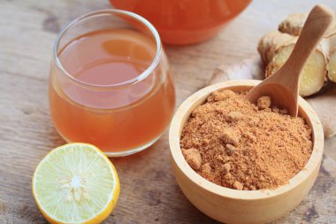 Zencefil suyu şeker