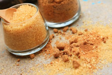 Organik kahverengi şeker tatlı