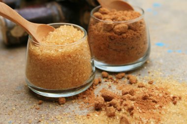 Organik kahverengi şeker tatlı