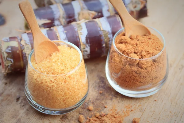 Organik kahverengi şeker tatlı