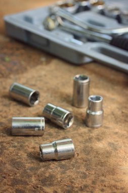 İngiliz anahtarı baş bits tornavida için kutu