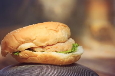 domates soslu hamburger