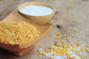 tuz ile soya tohumları