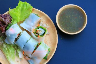 sebzeli erişte rulo