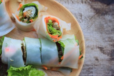 sebzeli erişte rulo