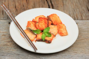 Somon - ateş Japonya gıda