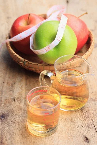 Jus et fruits de pommes — Photo