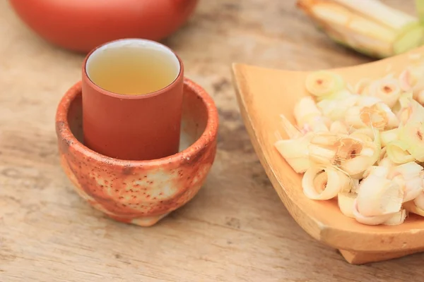 Hot tea with lemon grass — Stock Photo, Image