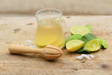 Herb içki limon suyu