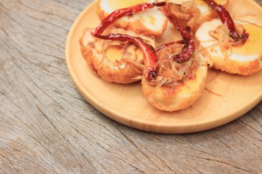 tatlı ve ekşi yumurta