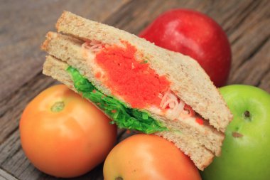 Yosun Salata ve sandviç