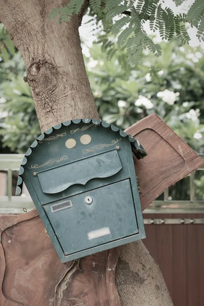 Винтажный стиль почтового ящика — стоковое фото