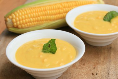 Taze Mısır çorbası