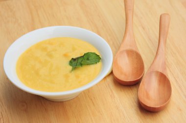 Taze Mısır çorbası