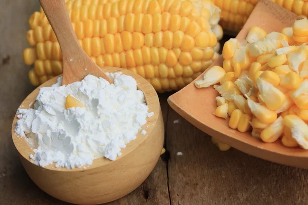 Cornflour and fresh corn — Stock Photo, Image