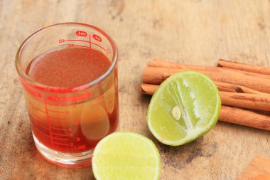 bal limon ile toz tarçın