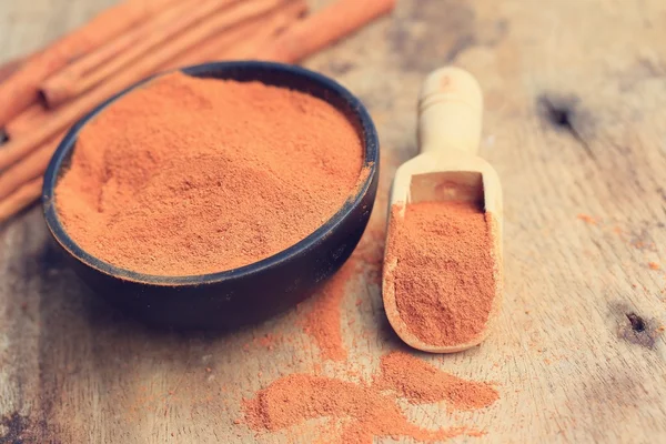 strick ile toz tarçın