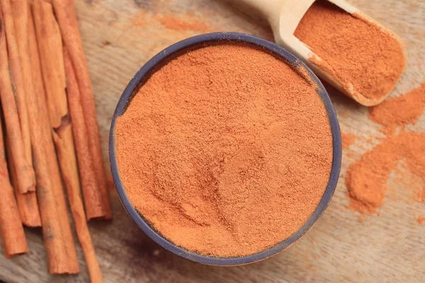 strick ile toz tarçın