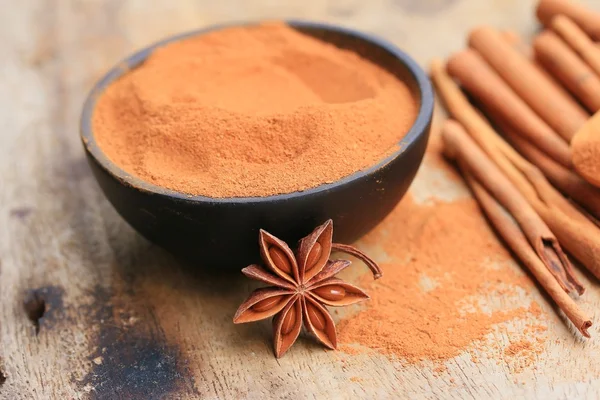 strick ile toz tarçın