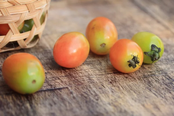 Mycket färska tomater — Stockfoto